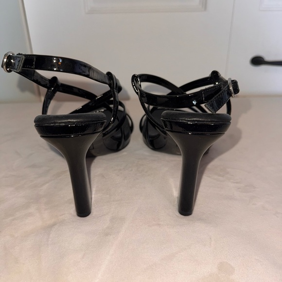 Naturalizer Glossy Black Strappy Heels - Picture 4 of 4